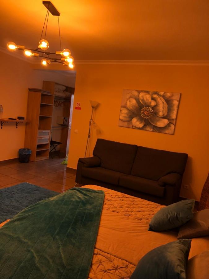 לאגוּ‏ש Merry'S House מראה חיצוני תמונה