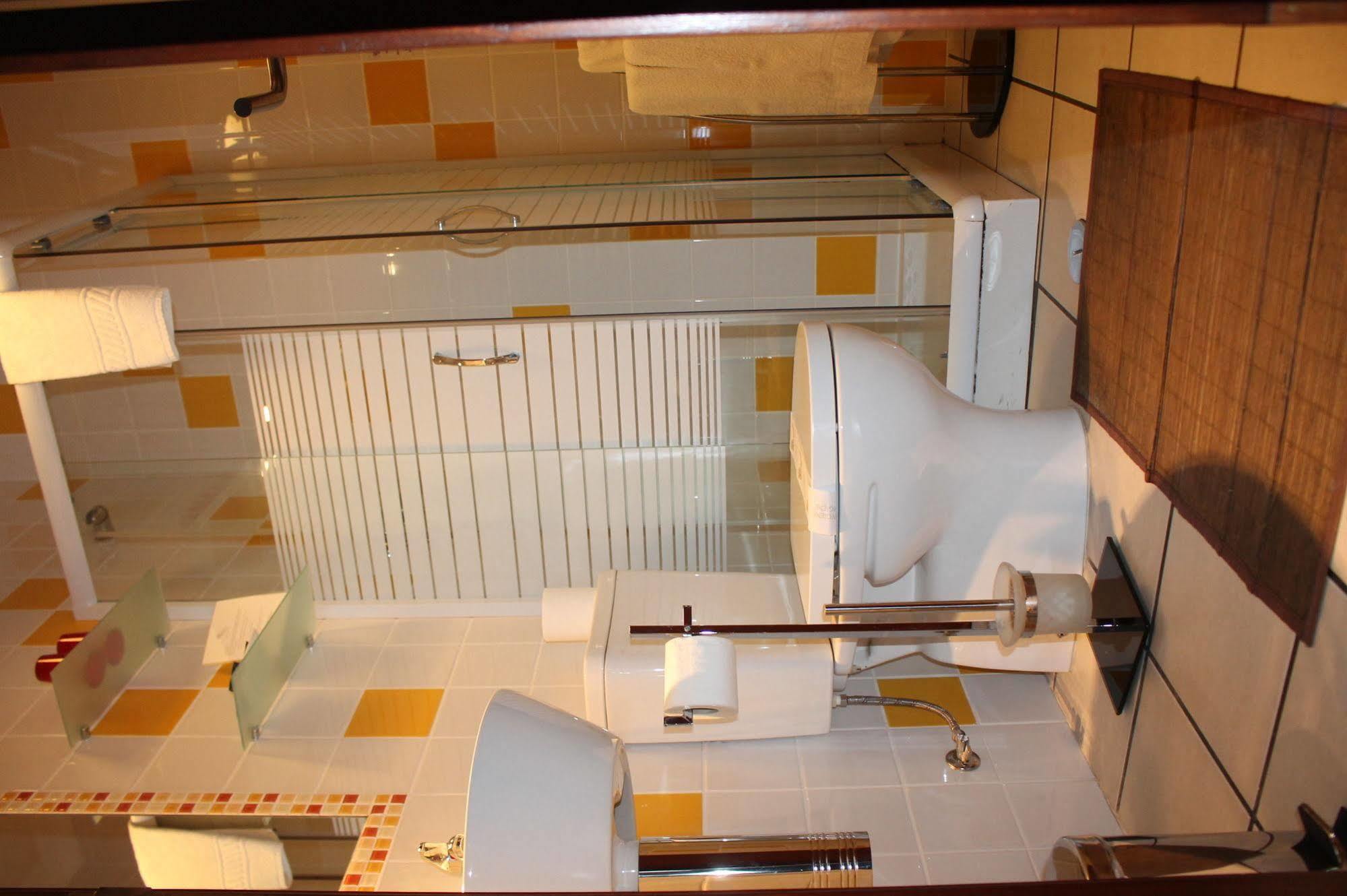 לאגוּ‏ש Merry'S House מראה חיצוני תמונה